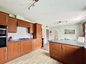 Dining Kitchen- click for photo gallery